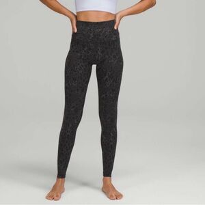 Lululemon Align High-Rise Pant 28"
Cheetah Camo Deep Coal Multi